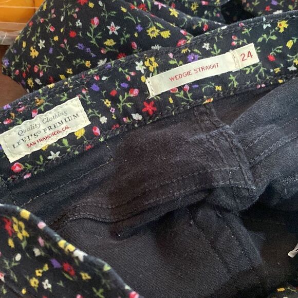 Levi's Premium FLORAL WEDGIE STRAIGHT FIT WOMEN'S JEANS - Picture 6 of 13